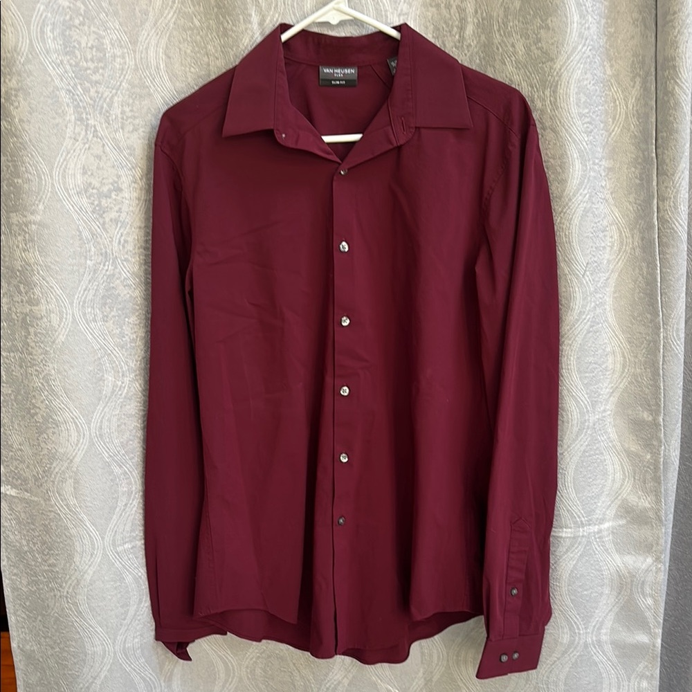 Van Heusen Slim Fit Burgandy Dress Shirt Button-Down Collar